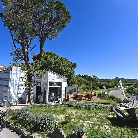 L'esquinade - F4 218 By Interhome