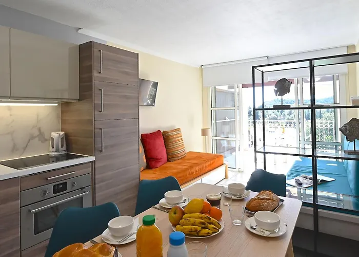 Lejlighed L'esquinade - F4 218 By Interhome Saint-Raphaël