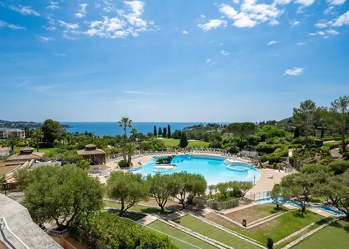 L'esquinade - F4 218 By Interhome Saint-Raphaël