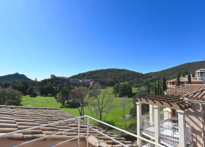 Lejlighed L'esquinade - F4 218 By Interhome Saint-Raphaël