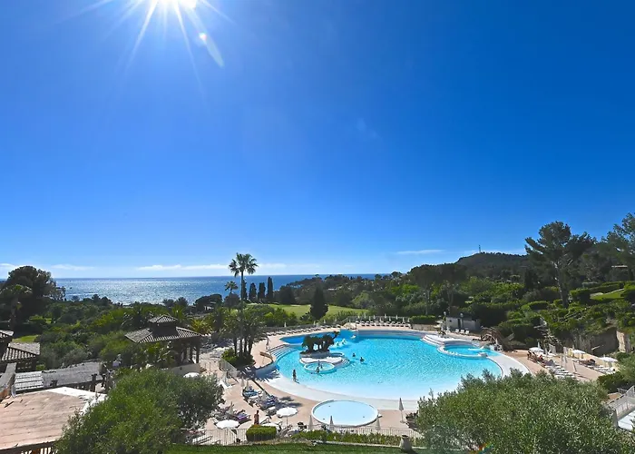 L'esquinade - F4 218 By Interhome Lejlighed Saint-Raphaël