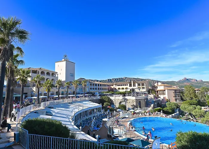 L'esquinade - F4 218 By Interhome Saint-Raphaël