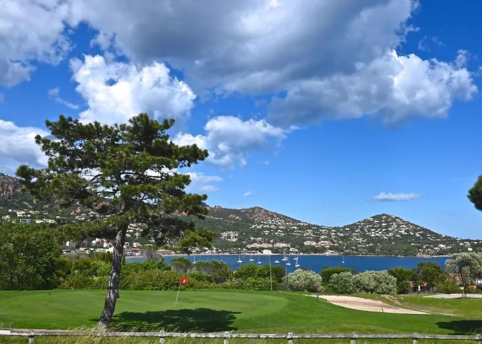 L'esquinade - F4 218 By Interhome *